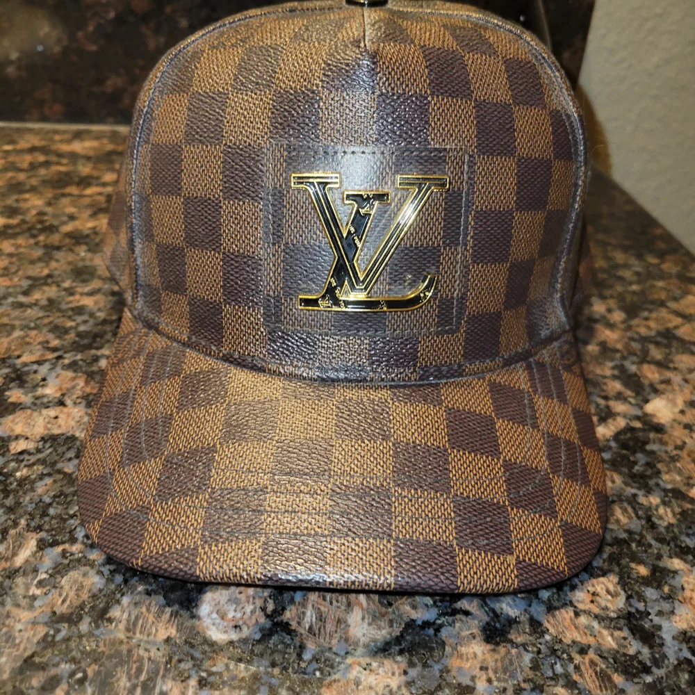 Louis Vuitton Brown Checkered Cap - Picture 2 of 12